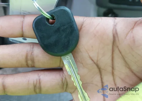 2007 Chevrolet Cobalt Lt from USA, damaged, VIN 1G1AL58F877330481